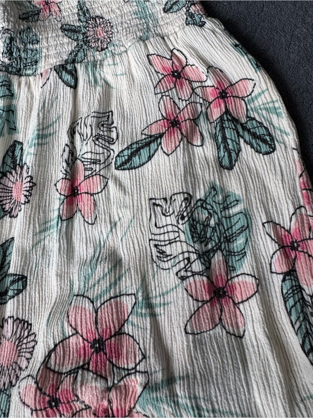 Jessica Simpson Cream Jumpsuit with Pink & Green Floral Print - Picture 3 of 3